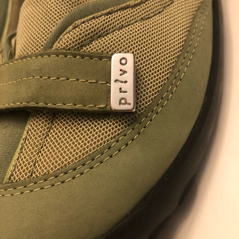 Pr!vo Shoes, Size 11, Excellent preowned condition - Picture 3 of 8